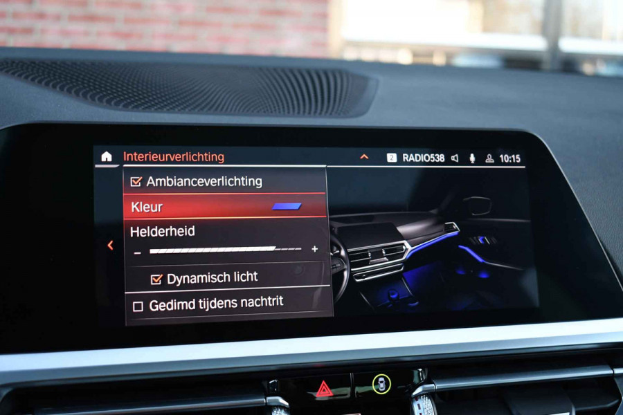 BMW 3 Serie Touring 330e M-Sport Pano HUD El-zetels laser-LED Camera