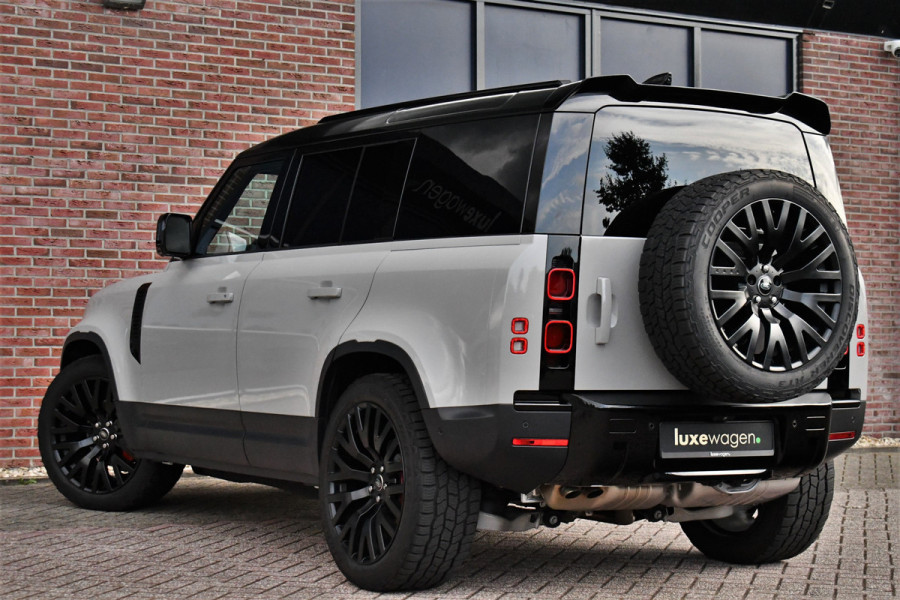 Land Rover Defender 110 3.0 D250 Luchtv Trekh ACC 22inch Yulong-grey BPM-vrij