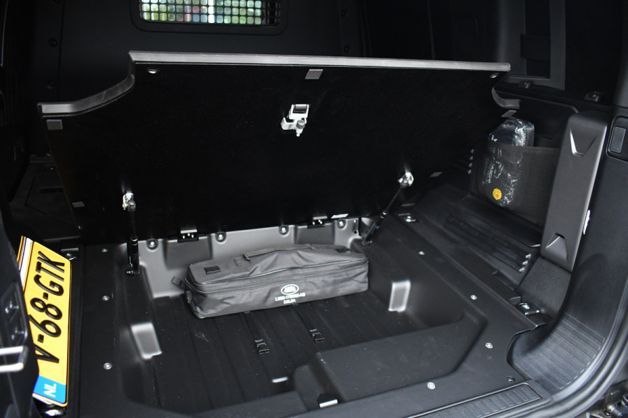 Land Rover Defender 110 3.0 D250 Luchtv Trekh ACC 22inch Yulong-grey BPM-vrij