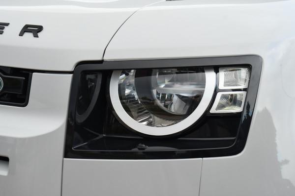 Land Rover Defender 110 3.0 D250 Luchtv Trekh ACC 22inch Yulong-grey BPM-vrij