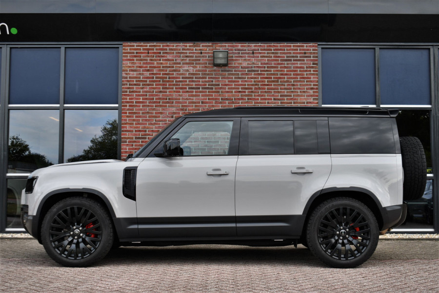 Land Rover Defender 110 3.0 D250 Luchtv Trekh ACC 22inch Yulong-grey BPM-vrij