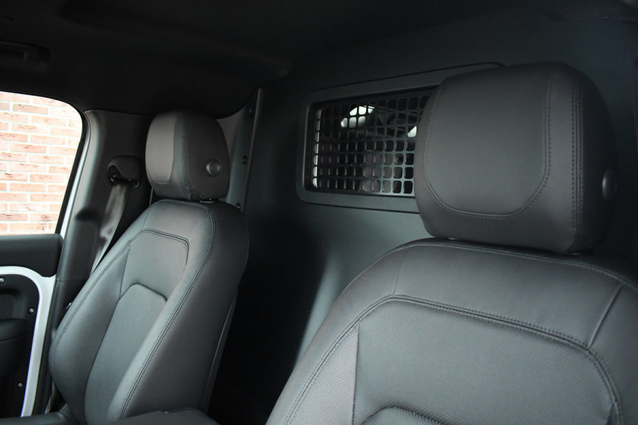 Land Rover Defender 110 3.0 D250 Luchtv Trekh ACC 22inch Yulong-grey BPM-vrij