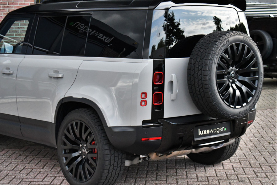 Land Rover Defender 110 3.0 D250 Luchtv Trekh ACC 22inch Yulong-grey BPM-vrij