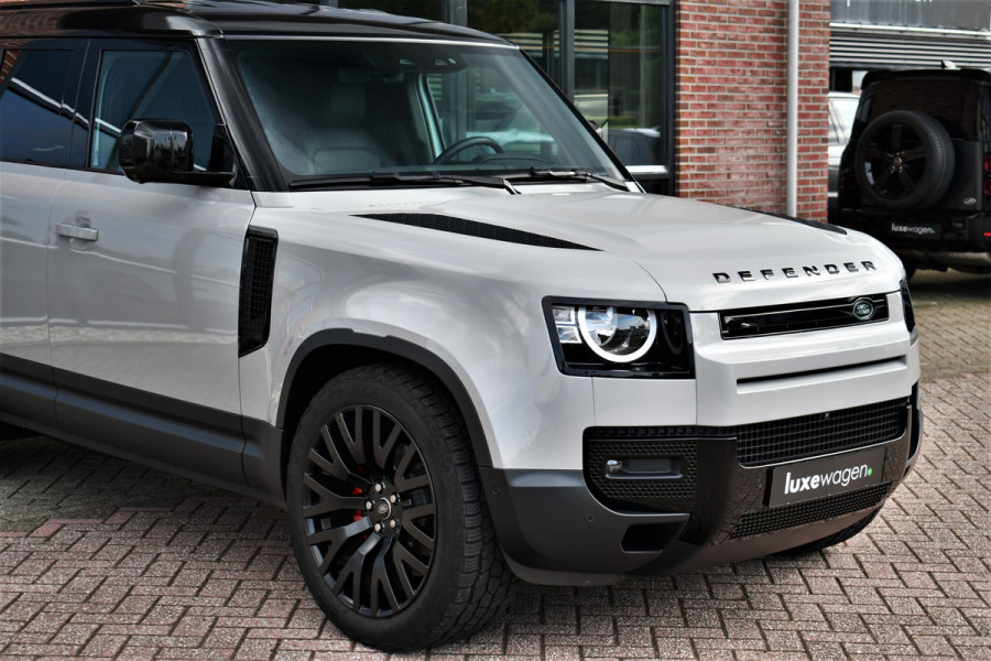 Land Rover Defender 110 3.0 D250 Luchtv Trekh ACC 22inch Yulong-grey BPM-vrij