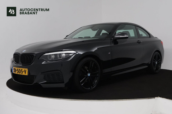 BMW 2 Serie Coupé 218i Executive Edition M-sport (Dealer onderhoud, NL-auto, Navi, Parkeerhulp V+A, Sportstoelen, Etc)