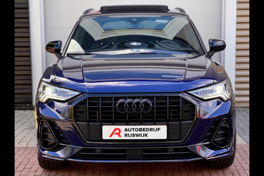 Audi Q3 35 TFSI S edition Pano/Sfeer/Camera/Blindspot