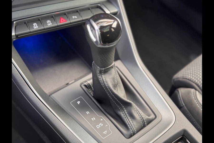 Audi Q3 35 TFSI S edition Pano/Sfeer/Camera/Blindspot