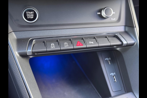 Audi Q3 35 TFSI S edition Pano/Sfeer/Camera/Blindspot