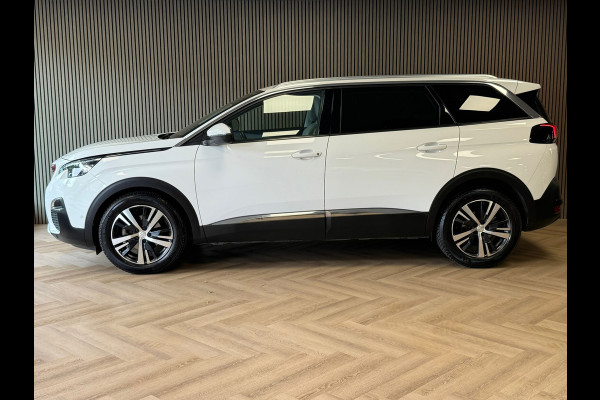 Peugeot 5008 1.2 PureTech Allure 7P. DEALER ONDERHOUDEN PANO CRUISE CONTROL CAMERA APPLE CARPLAY DODEHOEK