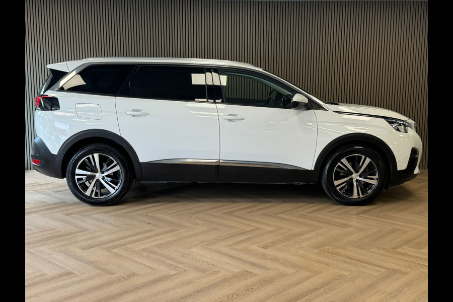 Peugeot 5008 1.2 PureTech Allure 7P. DEALER ONDERHOUDEN PANO CRUISE CONTROL CAMERA APPLE CARPLAY DODEHOEK