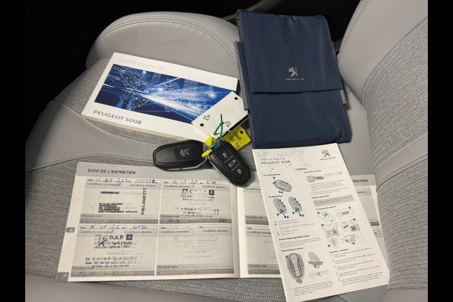 Peugeot 5008 1.2 PureTech Allure 7P. DEALER ONDERHOUDEN PANO CRUISE CONTROL CAMERA APPLE CARPLAY DODEHOEK