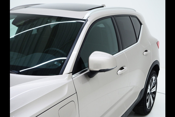 Volvo XC40 1.5 T5 262pk! Recharge Ultimate | Panoramadak | Pilot Assist | Harman/Kardon | 360 | Keyless | Carplay