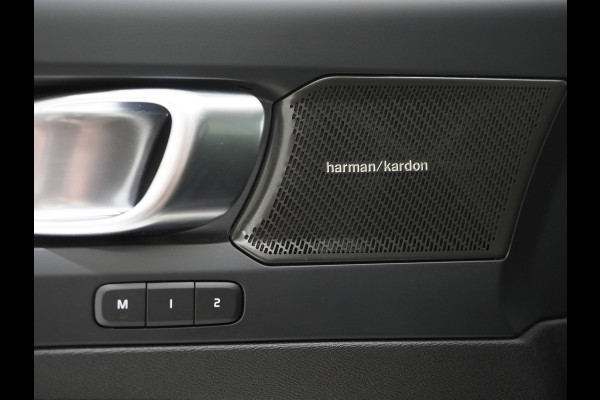 Volvo XC40 1.5 T5 262pk! Recharge Ultimate | Panoramadak | Pilot Assist | Harman/Kardon | 360 | Keyless | Carplay