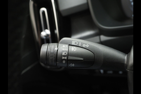 Volvo XC40 1.5 T5 262pk! Recharge Ultimate | Panoramadak | Pilot Assist | Harman/Kardon | 360 | Keyless | Carplay