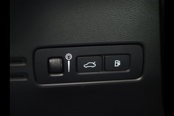 Volvo XC40 1.5 T5 262pk! Recharge Ultimate | Panoramadak | Pilot Assist | Harman/Kardon | 360 | Keyless | Carplay
