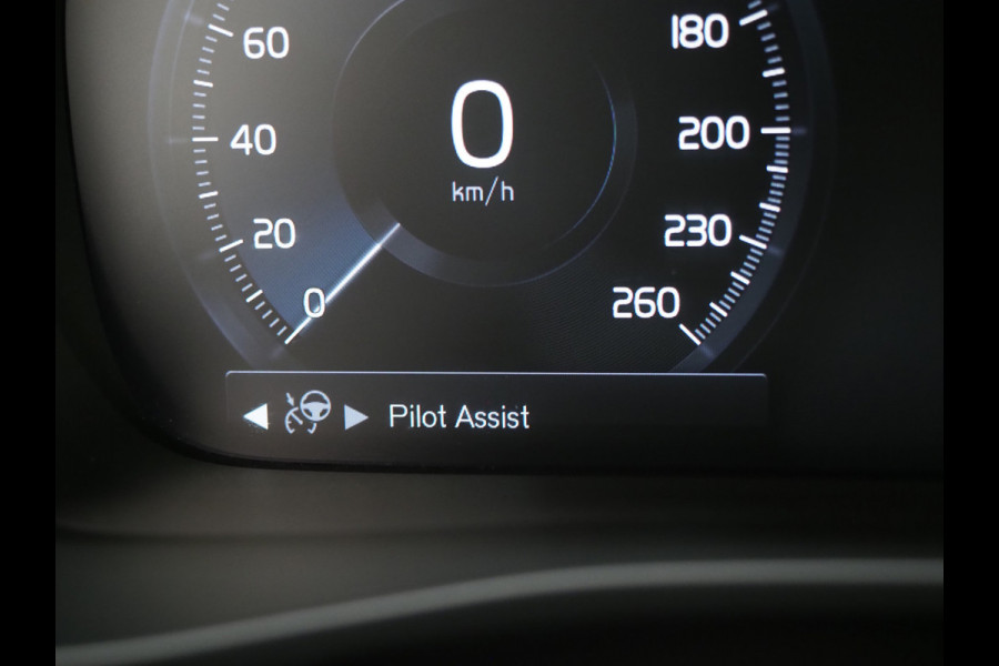 Volvo XC40 1.5 T5 262pk! Recharge Ultimate | Panoramadak | Pilot Assist | Harman/Kardon | 360 | Keyless | Carplay