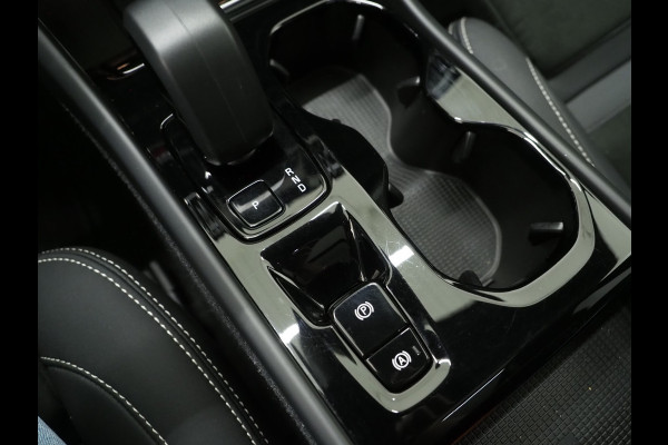 Volvo XC40 1.5 T5 262pk! Recharge Ultimate | Panoramadak | Pilot Assist | Harman/Kardon | 360 | Keyless | Carplay