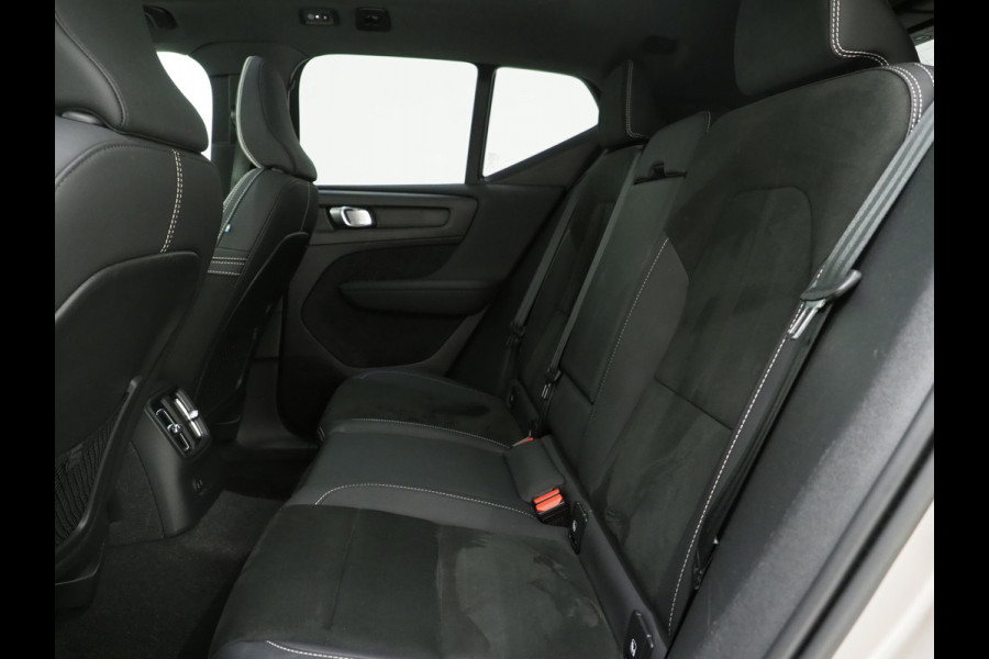 Volvo XC40 1.5 T5 262pk! Recharge Ultimate | Panoramadak | Pilot Assist | Harman/Kardon | 360 | Keyless | Carplay