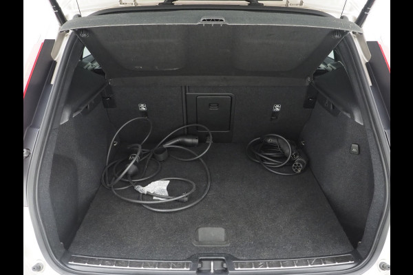 Volvo XC40 1.5 T5 262pk! Recharge Ultimate | Panoramadak | Pilot Assist | Harman/Kardon | 360 | Keyless | Carplay