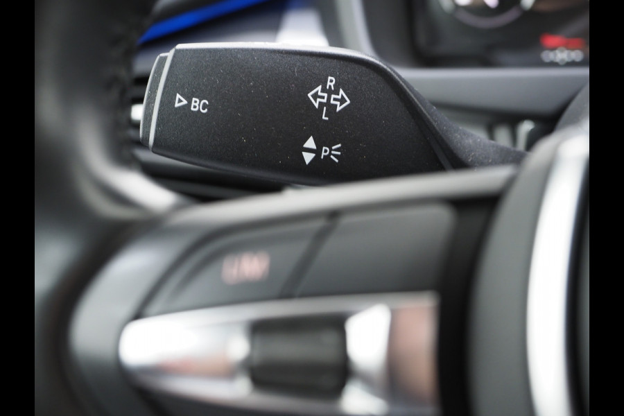 BMW X5 xDrive40e iPerformance High Executive | Sportstoelen | Leder | Memory | Sfeerverlichting BMW X5 xDrive40e iPerformance High Executive | Sportstoelen | Leder | Memory | Sfeerverlichting