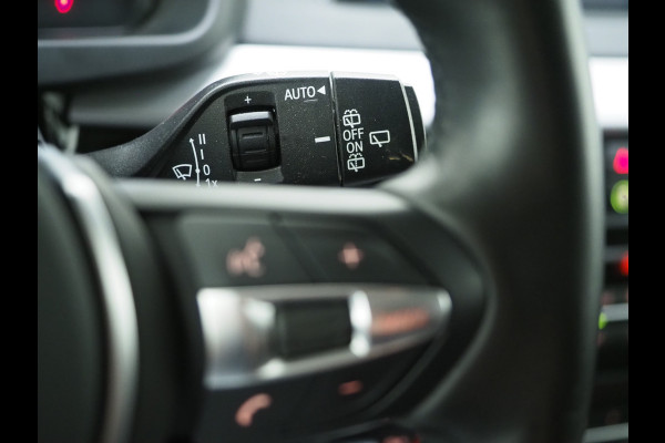 BMW X5 xDrive40e iPerformance High Executive | Sportstoelen | Leder | Memory | Sfeerverlichting BMW X5 xDrive40e iPerformance High Executive | Sportstoelen | Leder | Memory | Sfeerverlichting