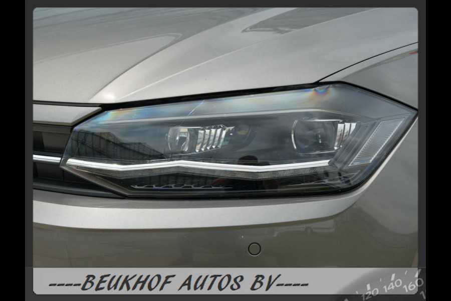 Volkswagen Polo 1.0 TSI Highline Panoramadak Xenon Carplay