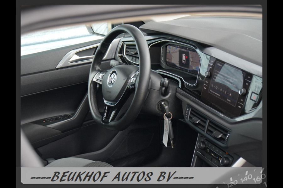 Volkswagen Polo 1.0 TSI Highline Panoramadak Xenon Carplay