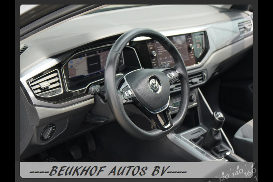 Volkswagen Polo 1.0 TSI Highline Panoramadak Xenon Carplay
