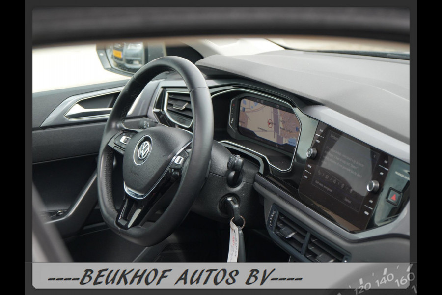 Volkswagen Polo 1.0 TSI Highline Panoramadak Xenon Carplay