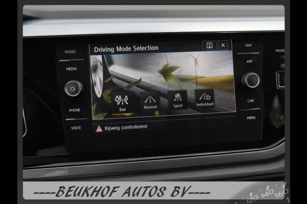 Volkswagen Polo 1.0 TSI Highline Panoramadak Xenon Carplay