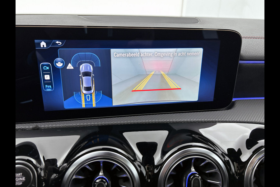 Mercedes-Benz CLA-Klasse 250 e Business Solution AMG | Smartphone integratie | Panoramaschuifdak | Stoelverwarming voor | Multibeam LED | KEYLESS GO | Draadloos oplaadsysteem voor smartphone |