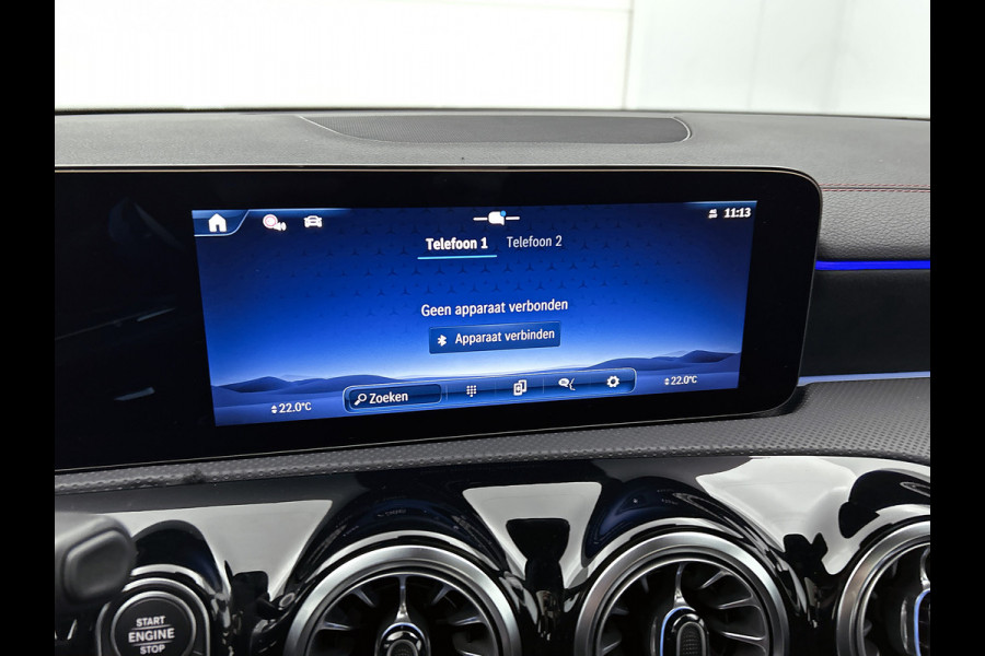 Mercedes-Benz CLA-Klasse 250 e Business Solution AMG | Smartphone integratie | Panoramaschuifdak | Stoelverwarming voor | Multibeam LED | KEYLESS GO | Draadloos oplaadsysteem voor smartphone |