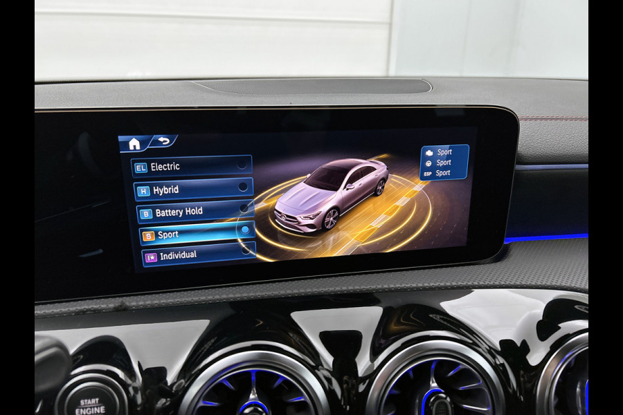 Mercedes-Benz CLA-Klasse 250 e Business Solution AMG | Smartphone integratie | Panoramaschuifdak | Stoelverwarming voor | Multibeam LED | KEYLESS GO | Draadloos oplaadsysteem voor smartphone |