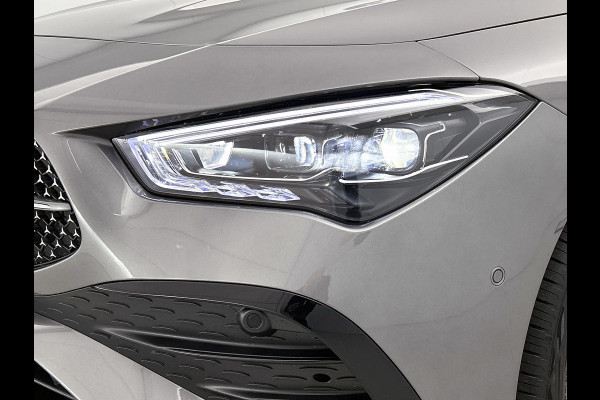 Mercedes-Benz CLA-Klasse 250 e Business Solution AMG | Smartphone integratie | Panoramaschuifdak | Stoelverwarming voor | Multibeam LED | KEYLESS GO | Draadloos oplaadsysteem voor smartphone |