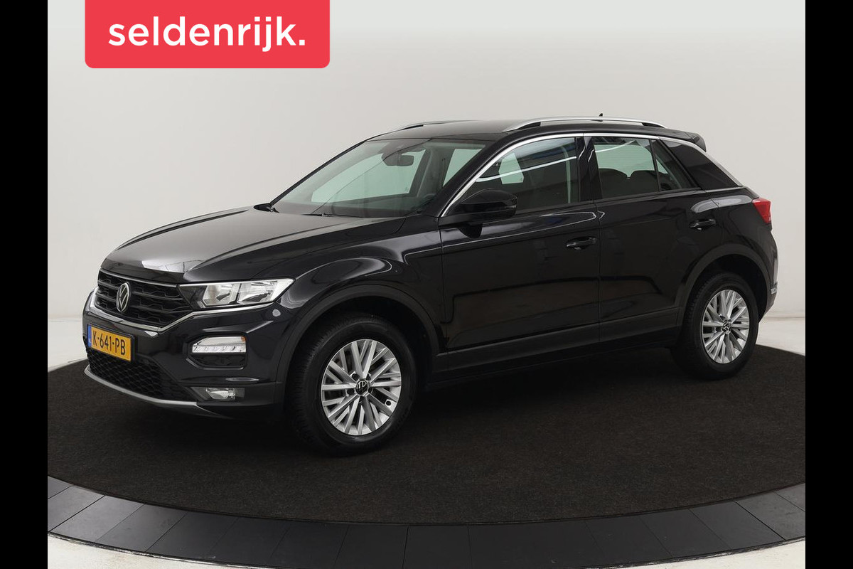 Volkswagen T-Roc 1.5 TSI Style Business | Automaat | Navigatie | Adaptive Cruise | Parkeersensor | Stoelverwarming | Carplay