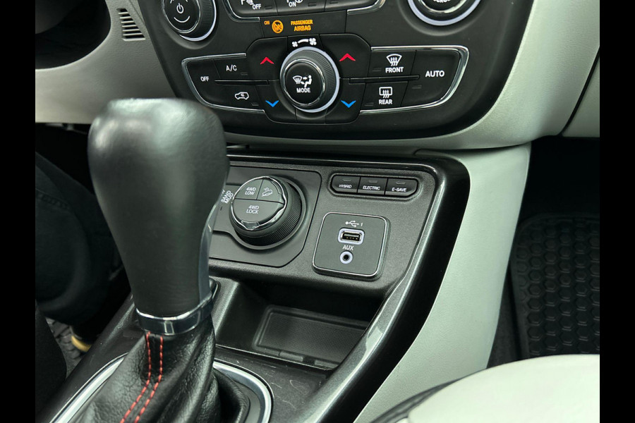 Jeep Compass 4xe 190 Plug-in Hybrid Electric Limited Business PANORAMADAK LEER