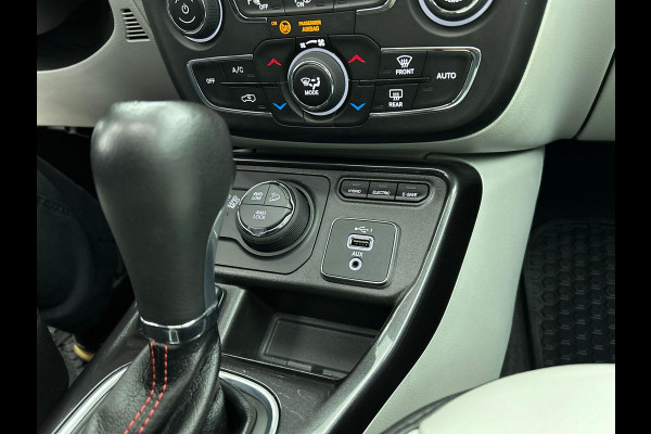 Jeep Compass 4xe 190 Plug-in Hybrid Electric Limited Business PANORAMADAK LEER
