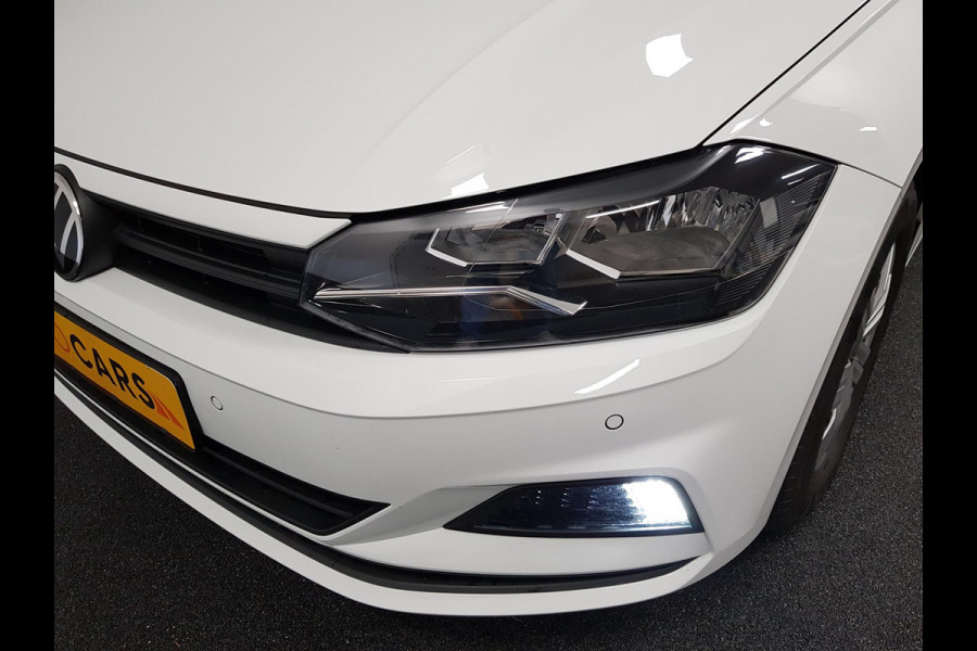 Volkswagen Polo 1.0 TSI Comfortline | Navigatie | Airco | Parkeer Sensoren | Led | DAB