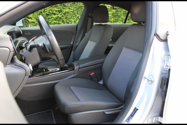Mercedes-Benz CLA-Klasse 180 Business Solution Origineel NL