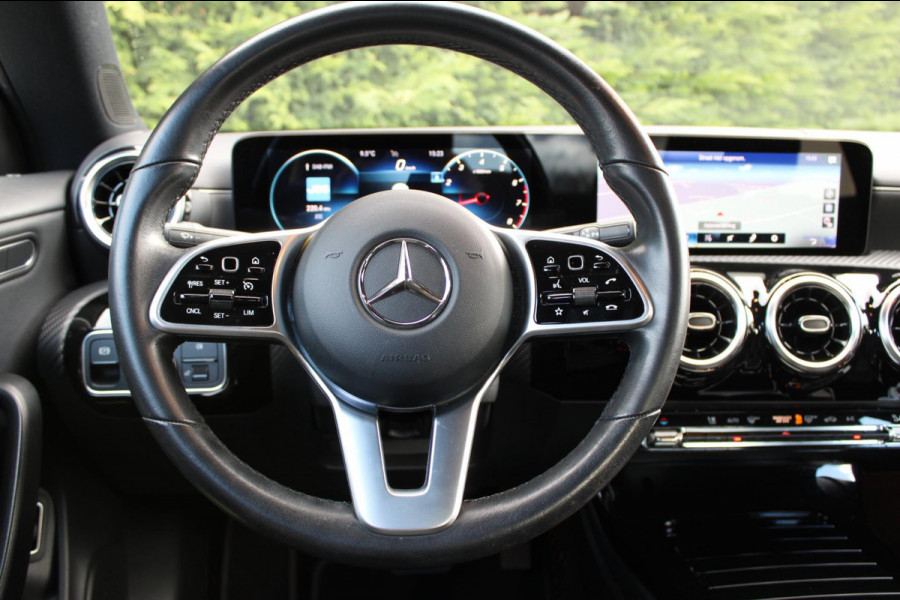 Mercedes-Benz CLA-Klasse 180 Business Solution Origineel NL