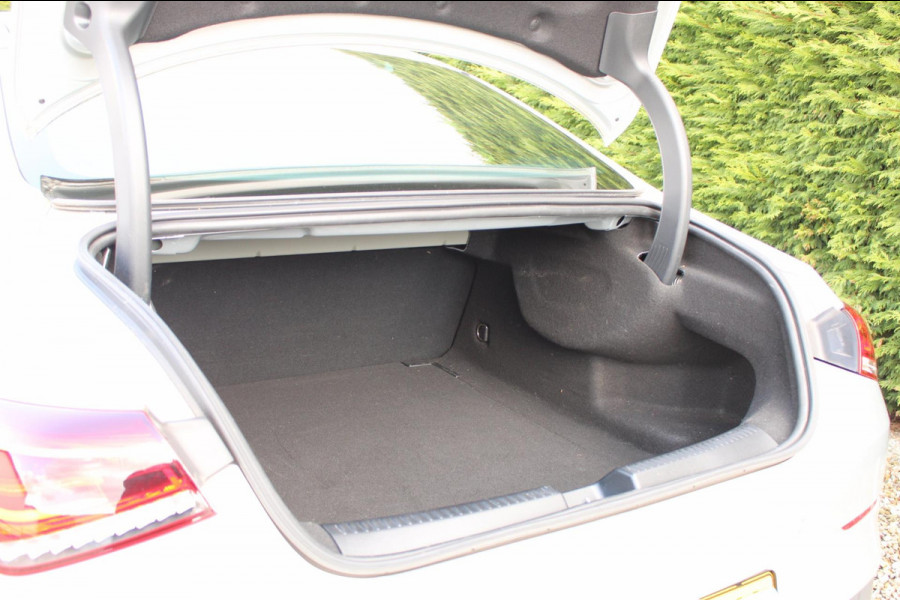 Mercedes-Benz CLA-Klasse 180 Business Solution Origineel NL