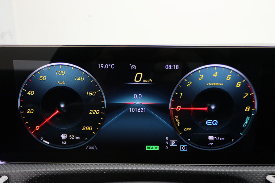 Mercedes-Benz CLA-Klasse 250 e Business Solution AMG Limited Panoramadak, Memory, Matrix LED, Sfeerverlichting, Apple Carplay, DAB