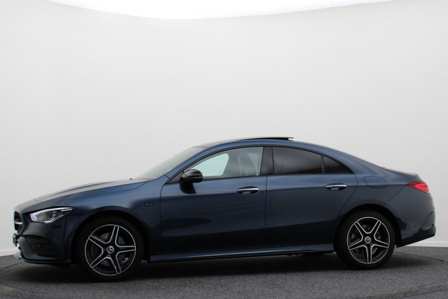 Mercedes-Benz CLA-Klasse 250 e Business Solution AMG Limited Panoramadak, Memory, Matrix LED, Sfeerverlichting, Apple Carplay, DAB