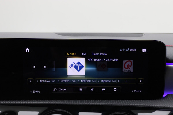 Mercedes-Benz CLA-Klasse 250 e Business Solution AMG Limited Panoramadak, Memory, Matrix LED, Sfeerverlichting, Apple Carplay, DAB