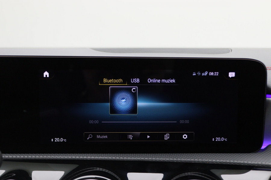 Mercedes-Benz CLA-Klasse 250 e Business Solution AMG Limited Panoramadak, Memory, Matrix LED, Sfeerverlichting, Apple Carplay, DAB