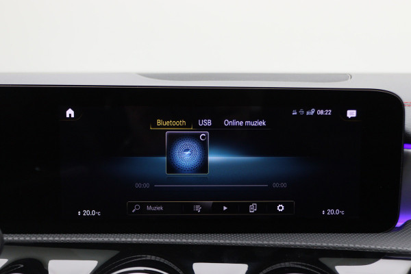 Mercedes-Benz CLA-Klasse 250 e Business Solution AMG Limited Panoramadak, Memory, Matrix LED, Sfeerverlichting, Apple Carplay, DAB
