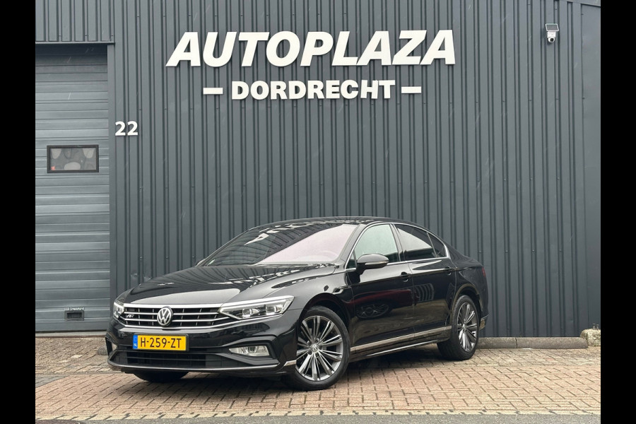 Volkswagen Passat 1.5 TSI Elegance Business R Line