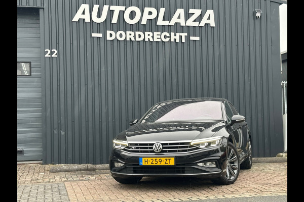 Volkswagen Passat 1.5 TSI Elegance Business R Line