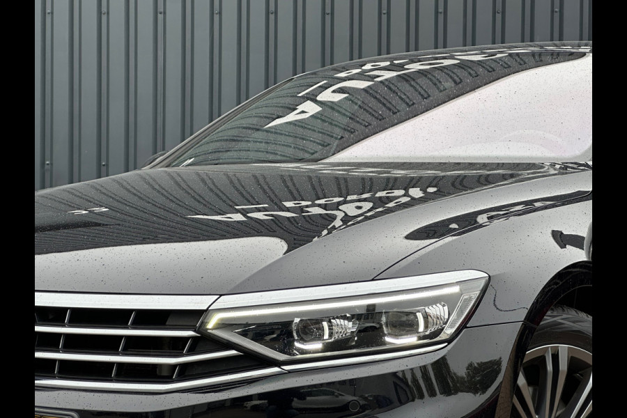 Volkswagen Passat 1.5 TSI Elegance Business R Line