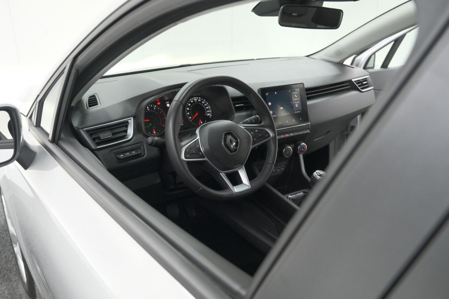 Renault Clio TCe 90 Zen | Navigatie | Elektrische ramen | Apple Carplay Renault Clio TCe 90 Zen | Navigatie | Elektrische ramen | Apple Carplay